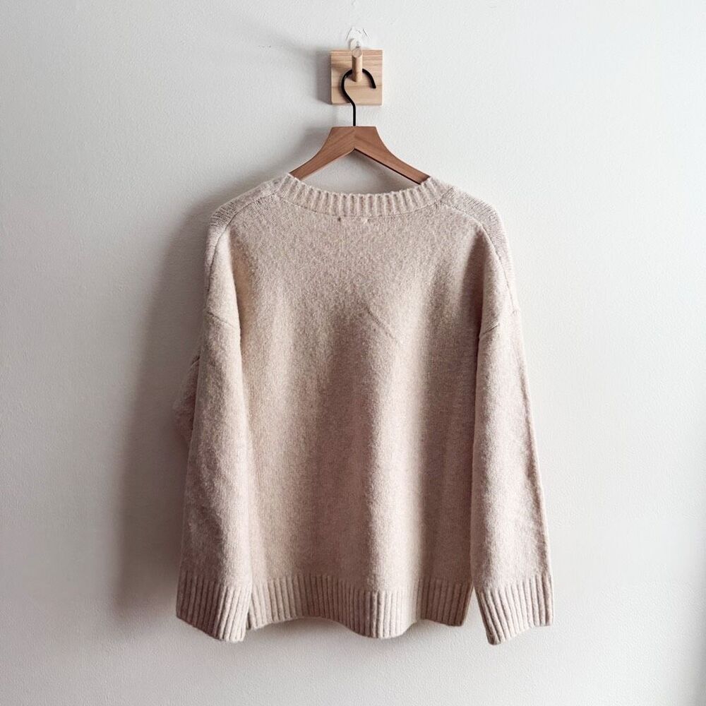 New Song of Style Oversized V Neck Sweater Size XS - Picture 3 of 6